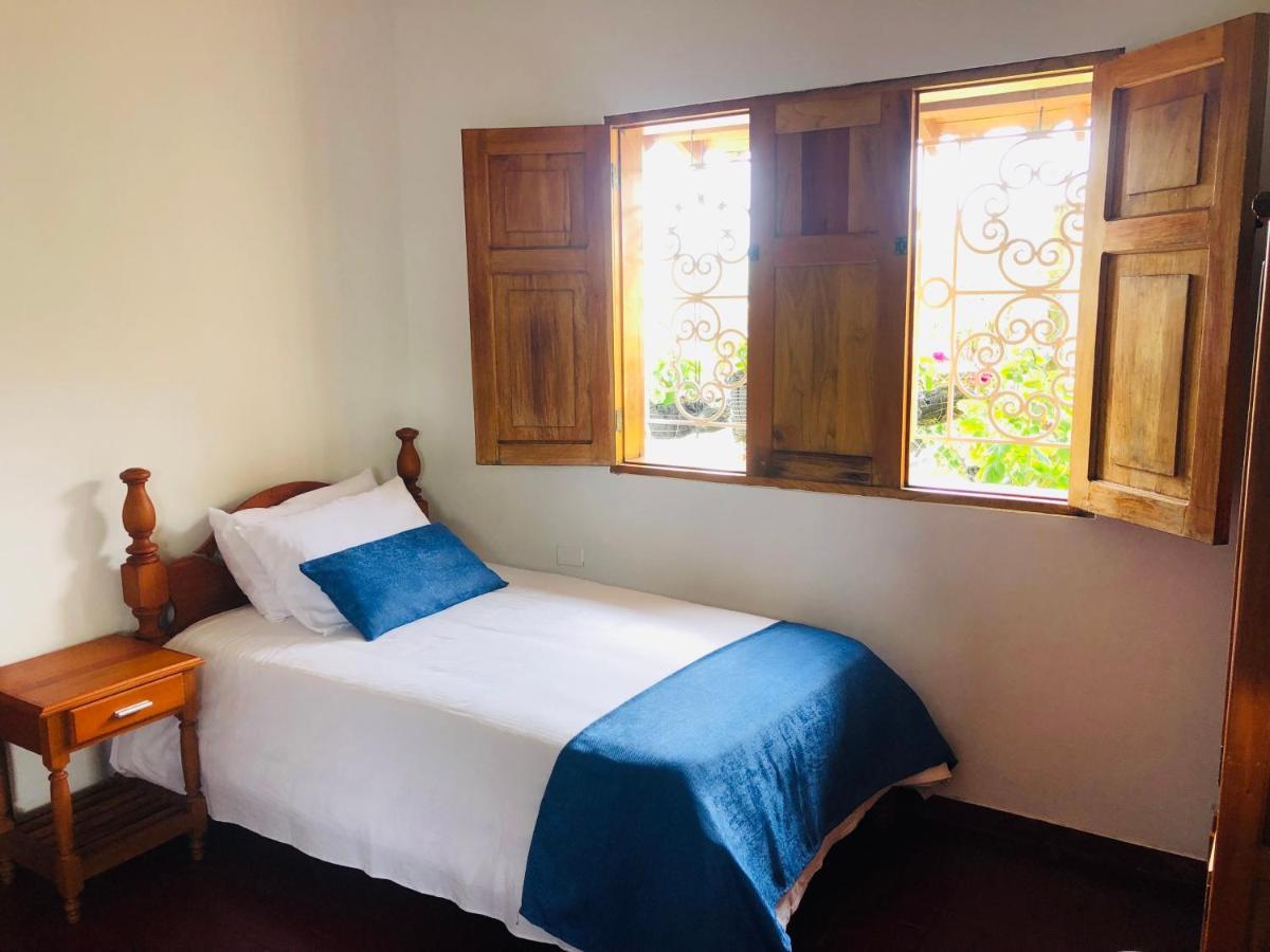 Castillo De Cascadas Finca Hotel Salamina Екстериор снимка