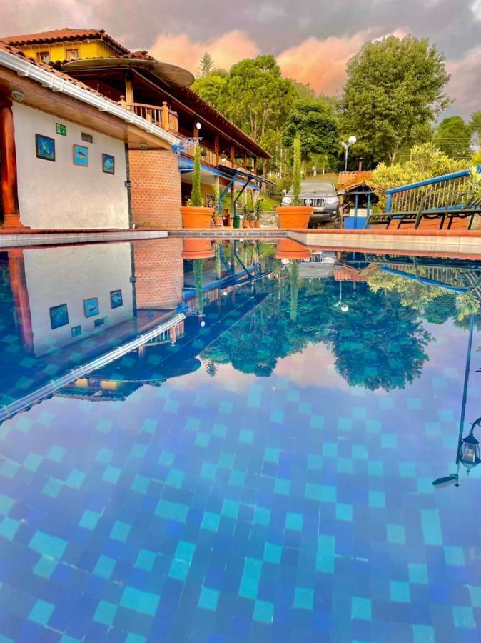 Castillo De Cascadas Finca Hotel Salamina Екстериор снимка