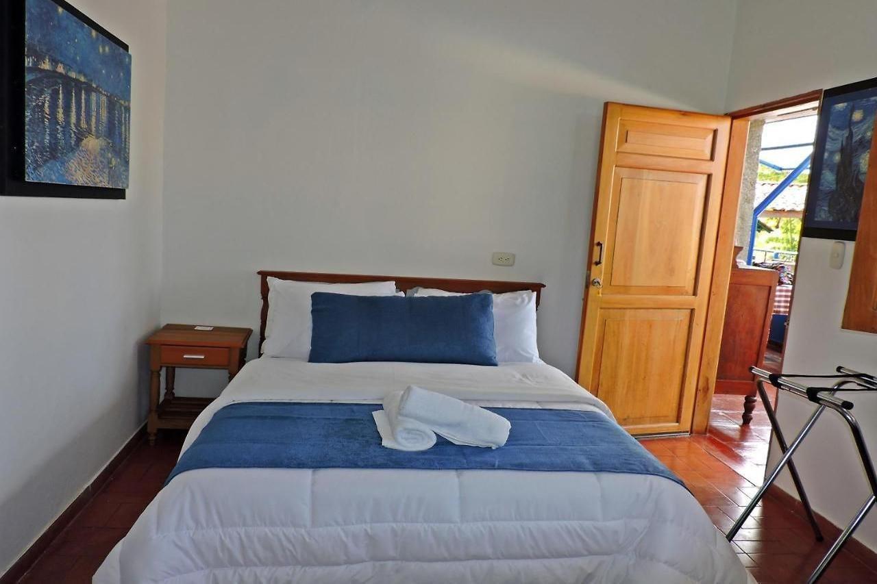 Castillo De Cascadas Finca Hotel Salamina Екстериор снимка